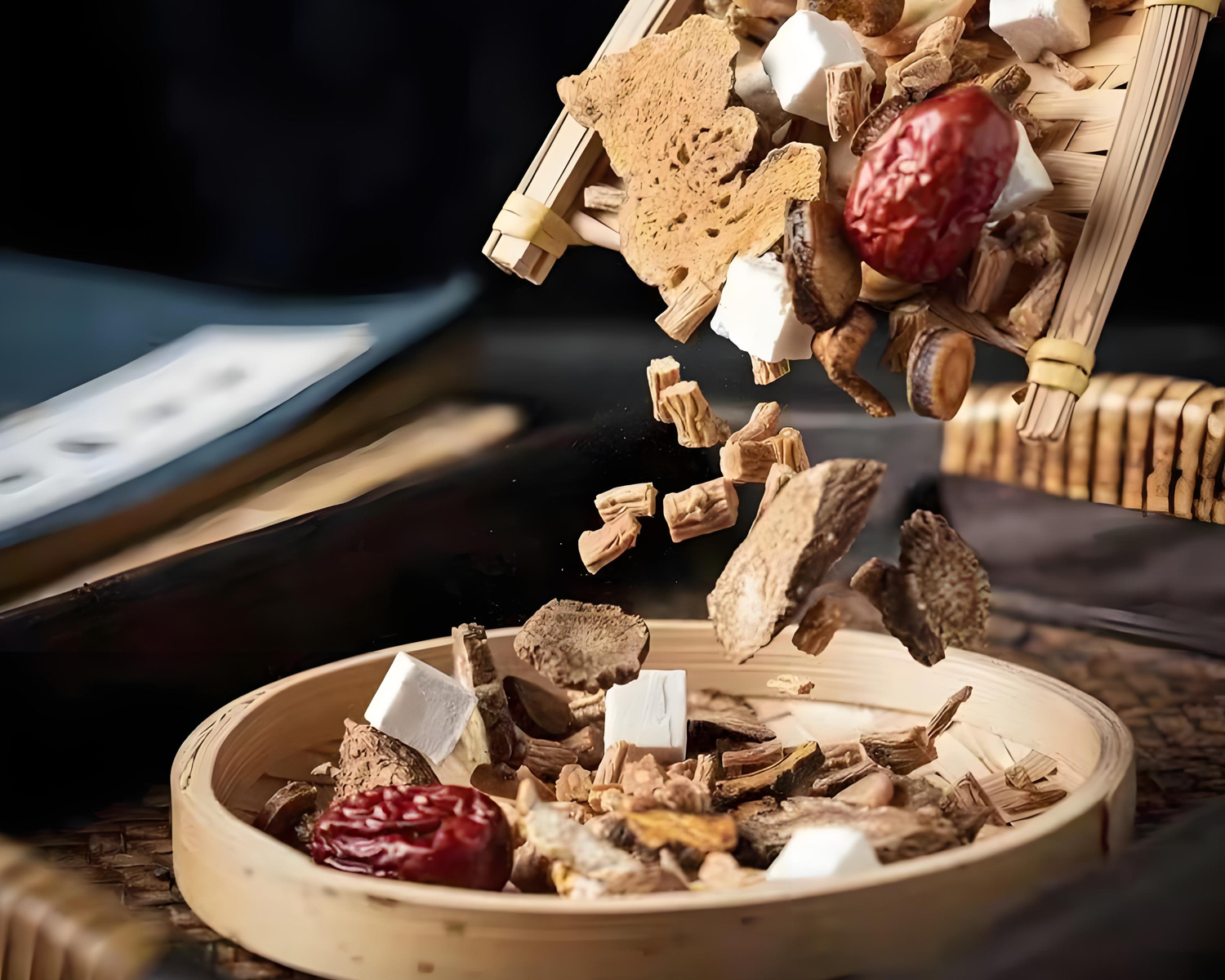 Khí huyết hư dễ mệt mỏi - Một bài thuốc vừa bổ khí vừa bổ huyết